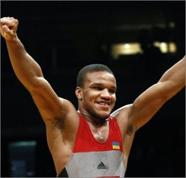 Украинец стал чемпионом Европы по борьбе.jpg